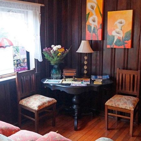 Hostal Del Muelle Valdivia Bagian luar foto