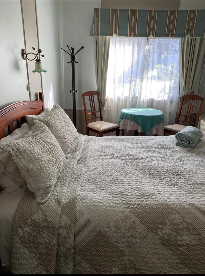 Hostal Del Muelle Valdivia Bagian luar foto