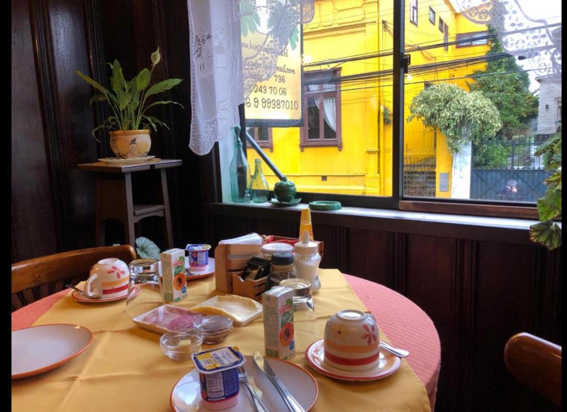 Hostal Del Muelle Valdivia Bagian luar foto
